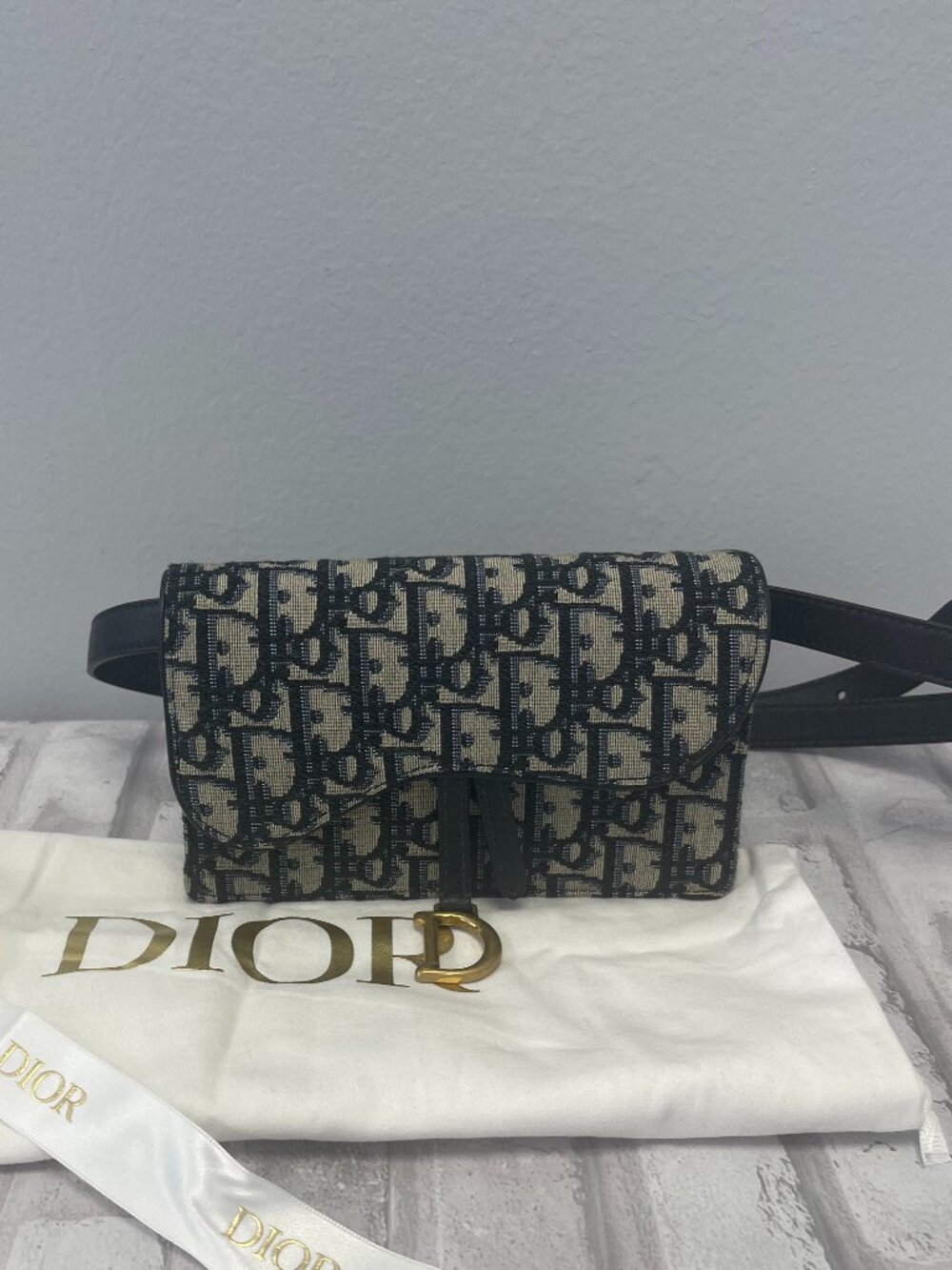 Christian Dior Blue Dior Oblique Jacquard Saddle Belt Pouch - Preowned - Picture 2 of 14